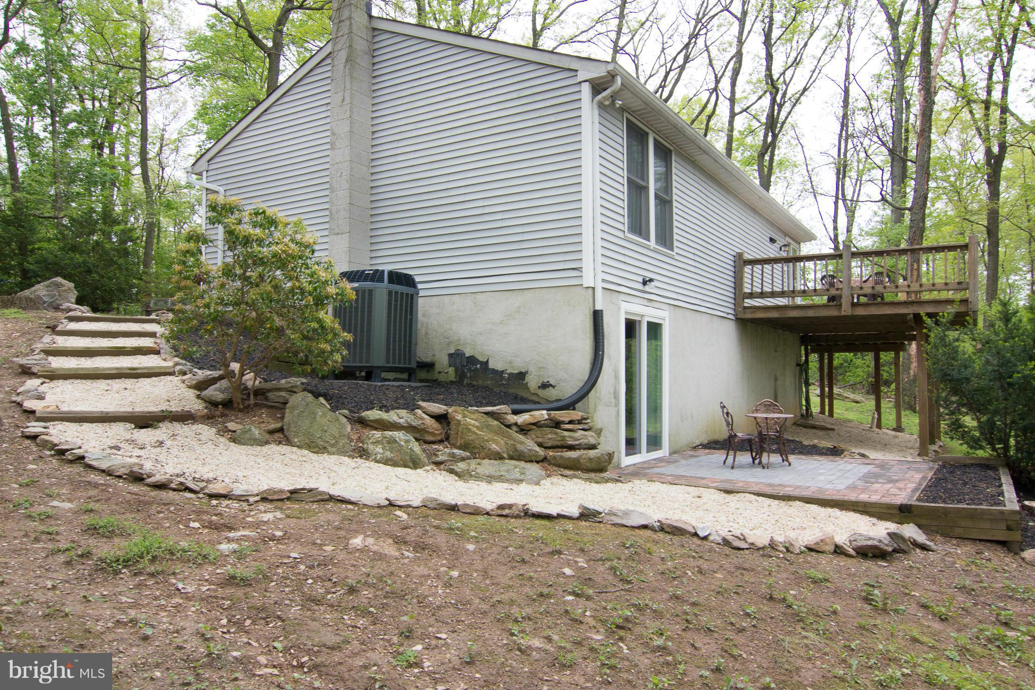 4062 Rinehart Road Westminster, MD 21158 - Photo 22 of 27 Exterior Side to Patio