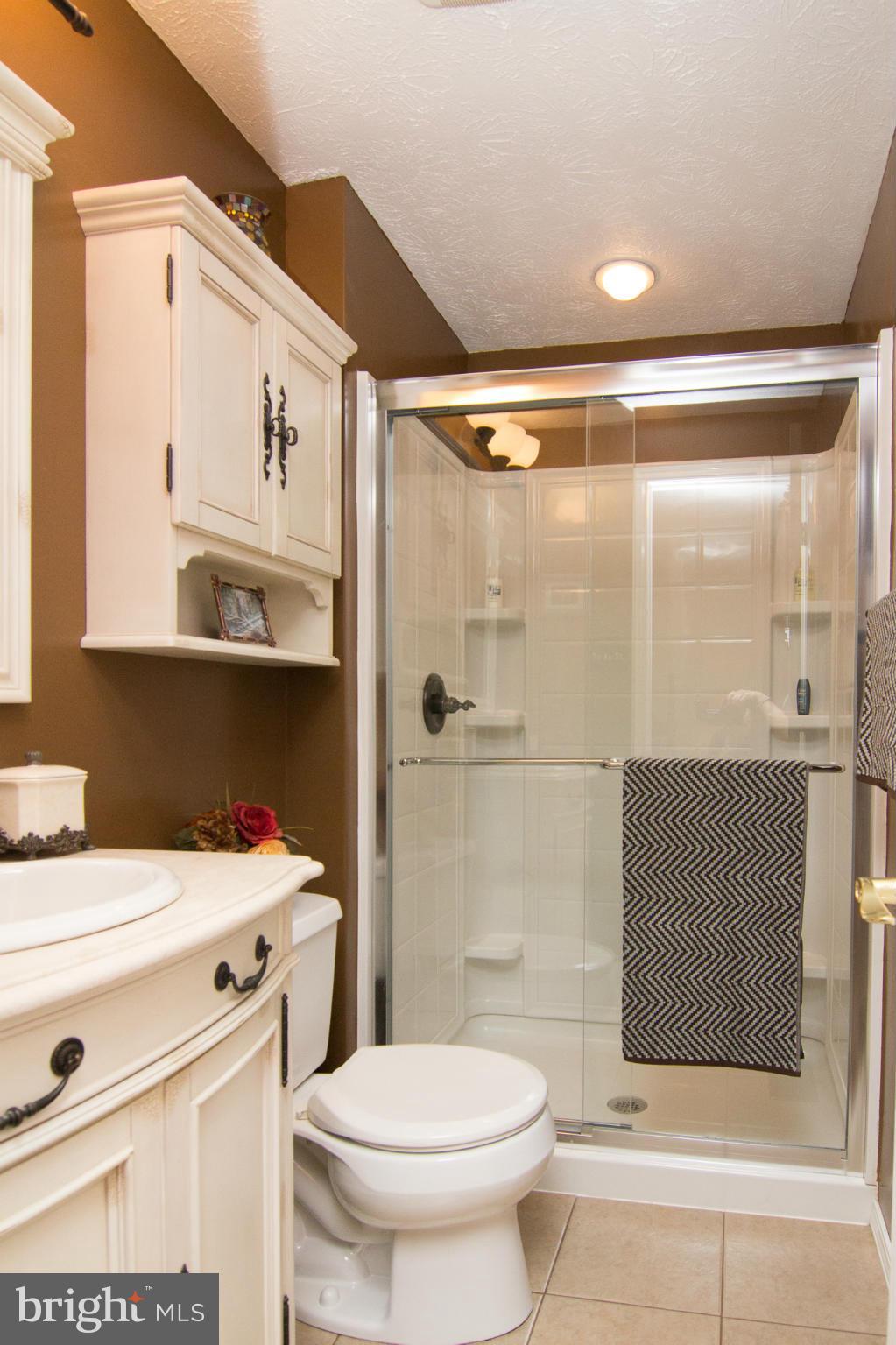 4062 Rinehart Road Westminster, MD 21158 - Photo 7 of 27 Bath (Master)