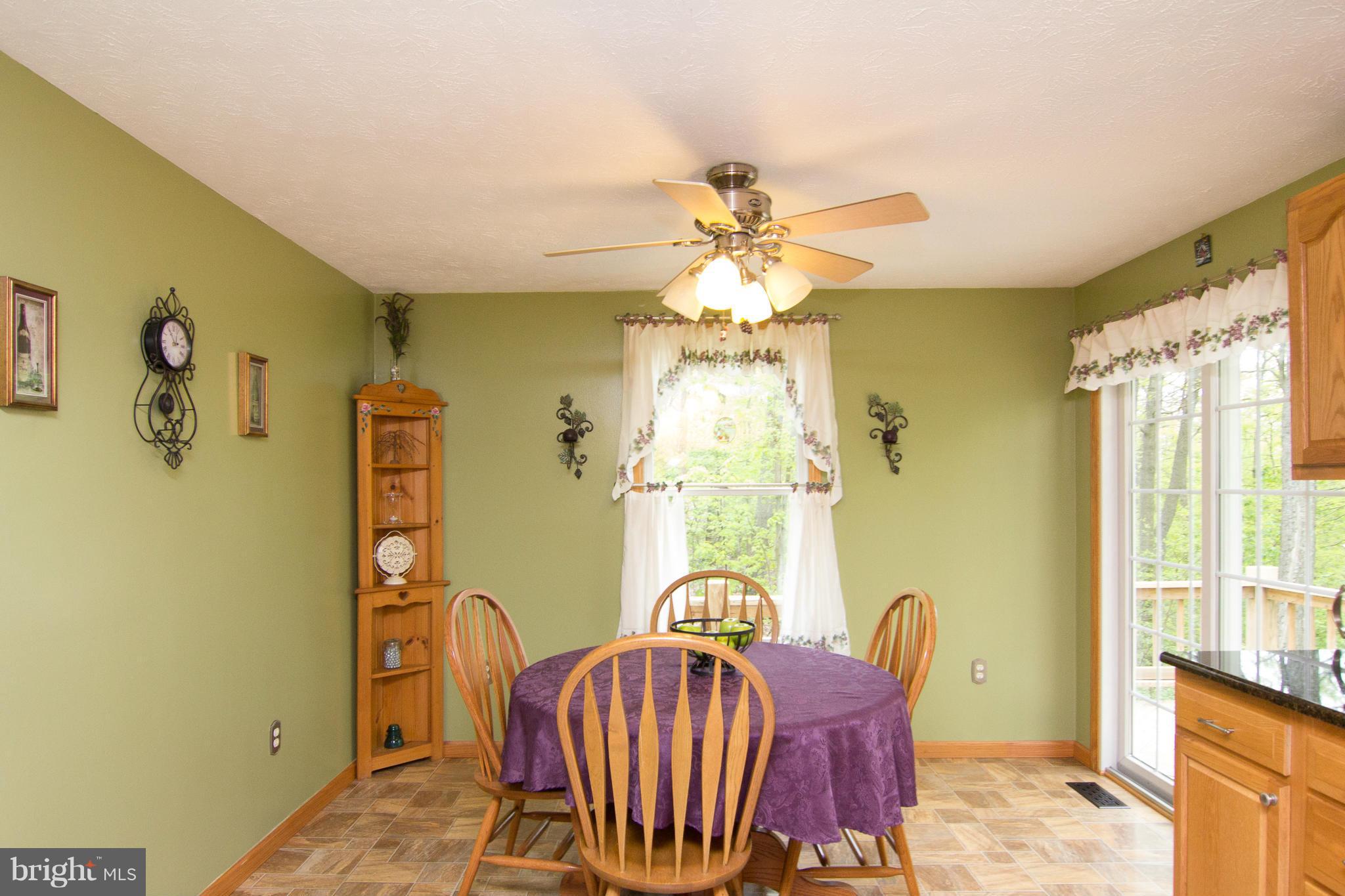 4062 Rinehart Road Westminster, MD 21158 - Photo 8 of 27 Kitchen