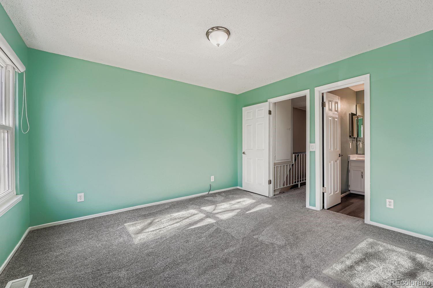 2204 South Jasper Way, Unit B Aurora, CO 80013 - Photo 13 of 19 a view of room