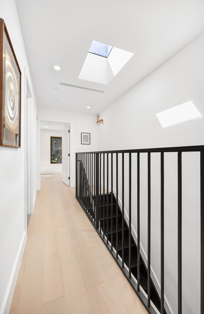 952 A Greene Avenue Brooklyn, NY 11221 - Photo 19 of 29