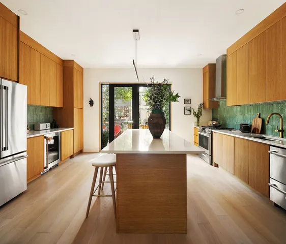 $2,695,000 | 952 Greene Avenue | Bedford-Stuyvesant