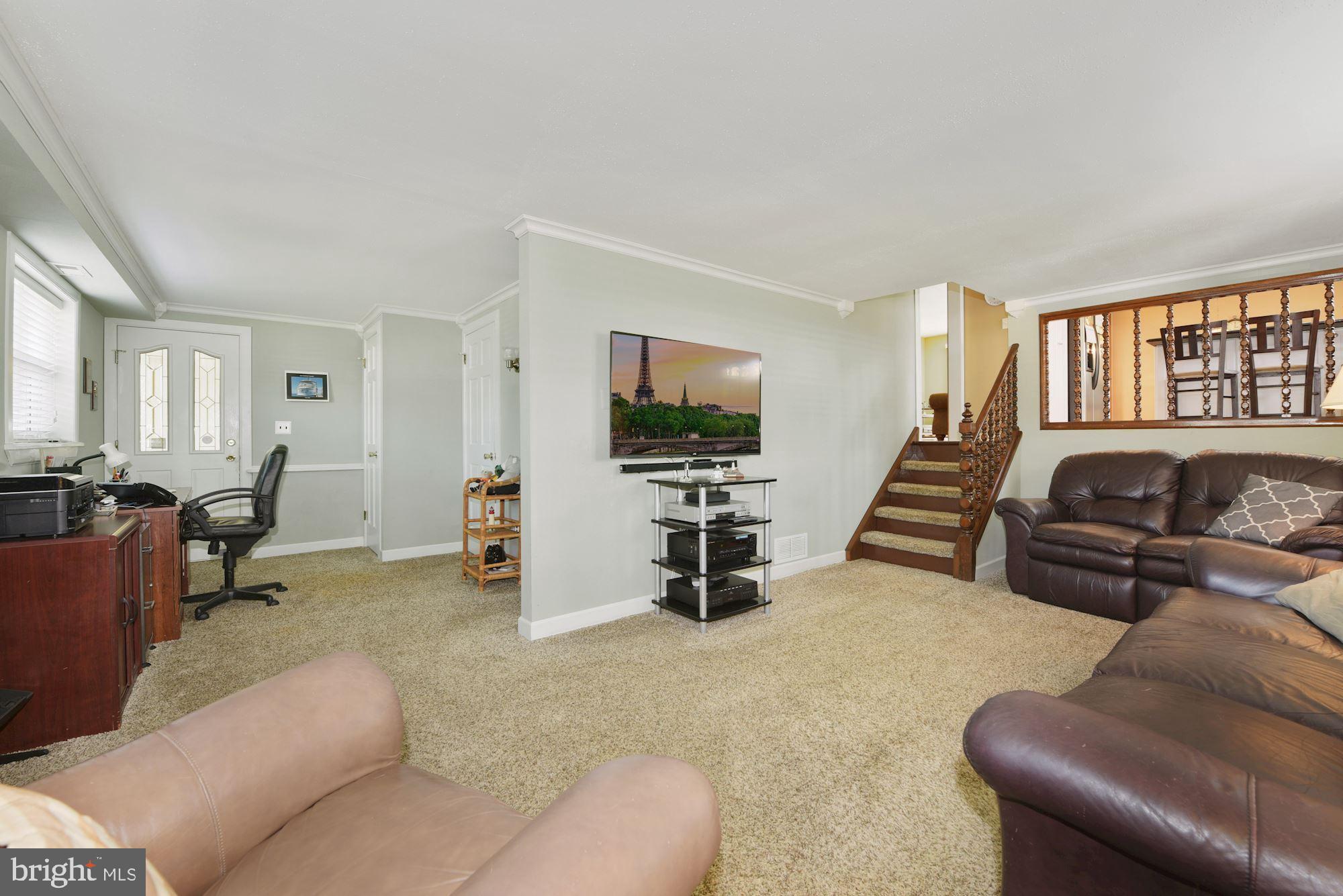 2403 Nassau Road Cinnaminson, NJ 08077 - Photo 11 of 33 Family Room
