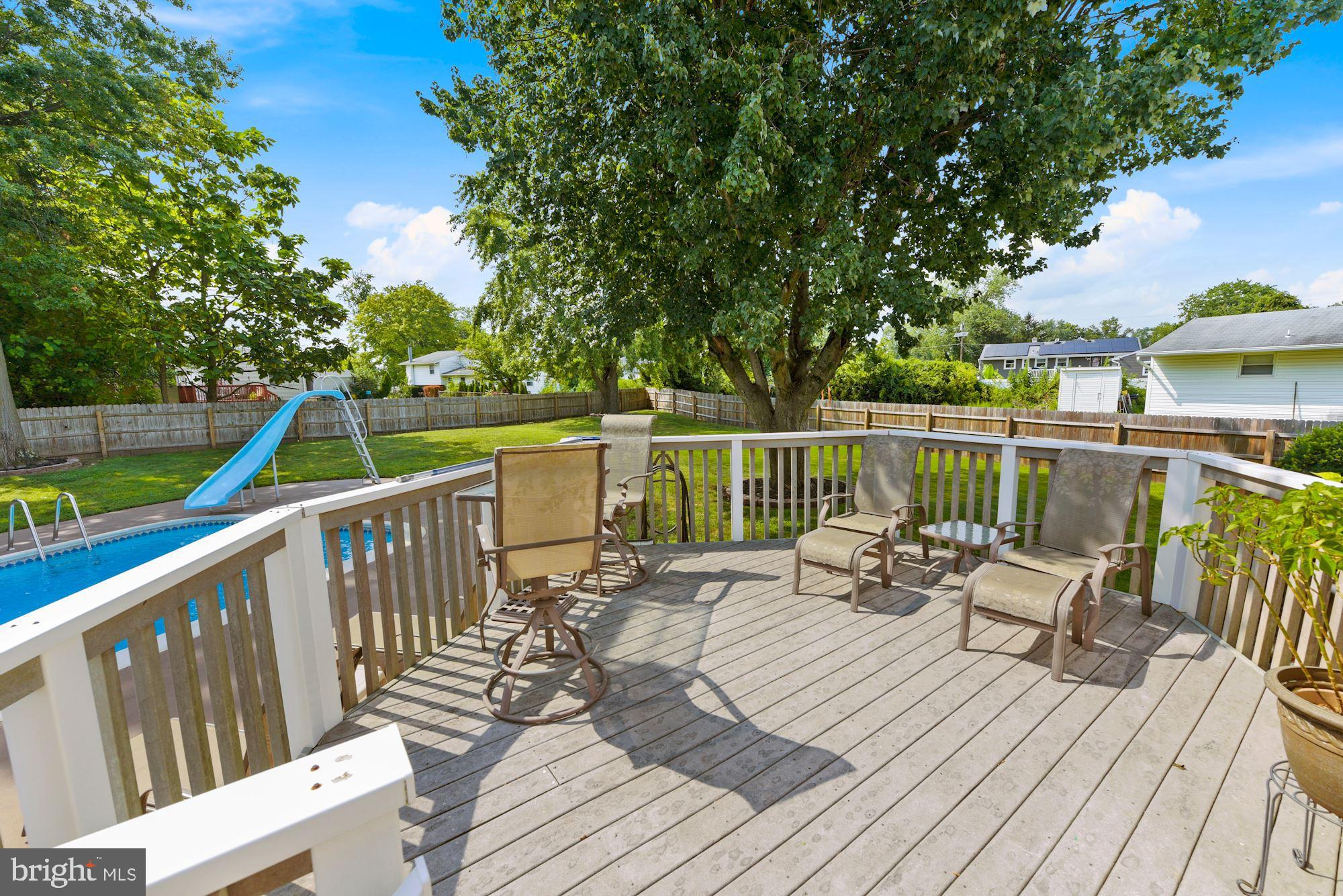 2403 Nassau Road Cinnaminson, NJ 08077 - Photo 26 of 33 Deck