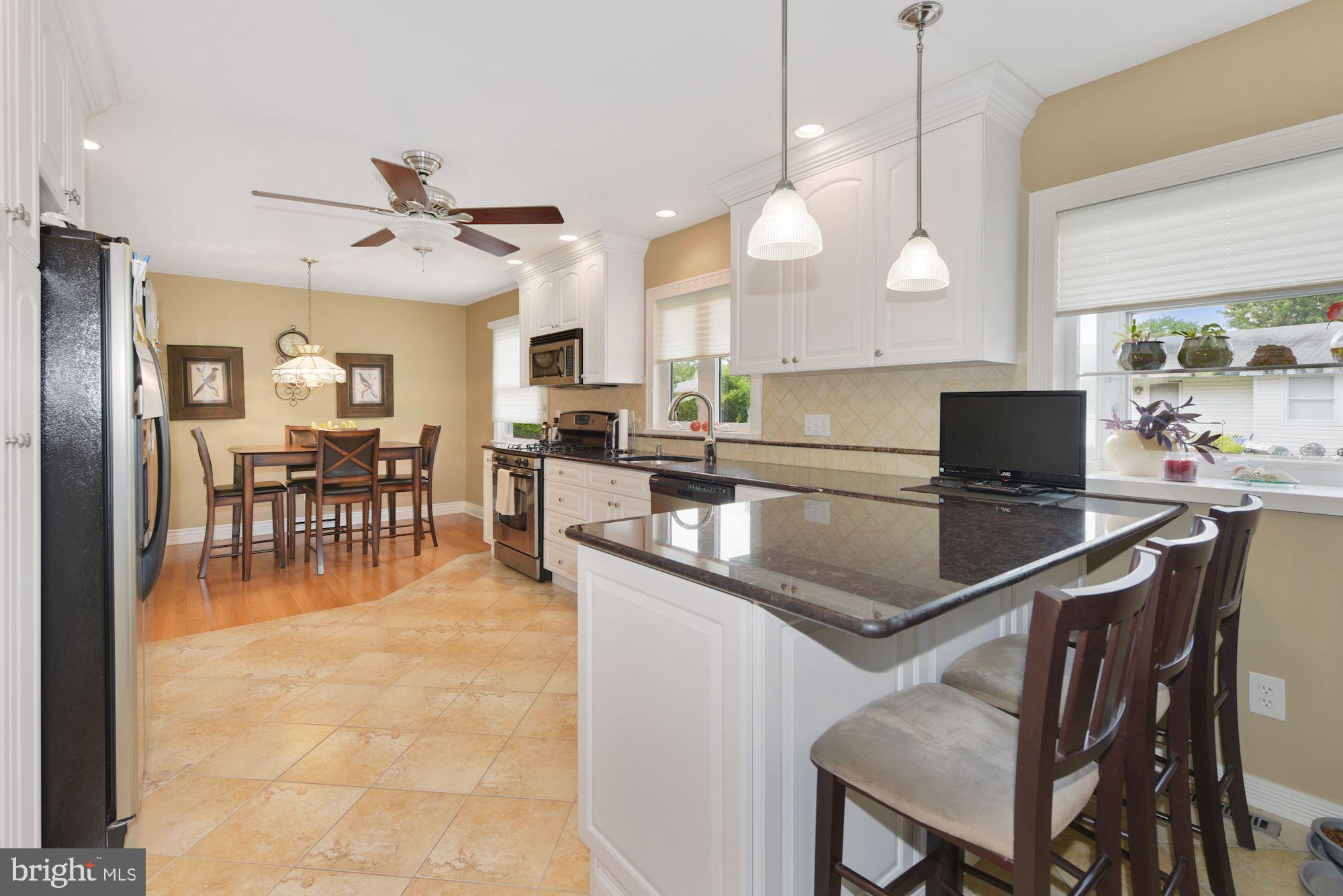 2403 Nassau Road Cinnaminson, NJ 08077 - Photo 8 of 33 Kitchen