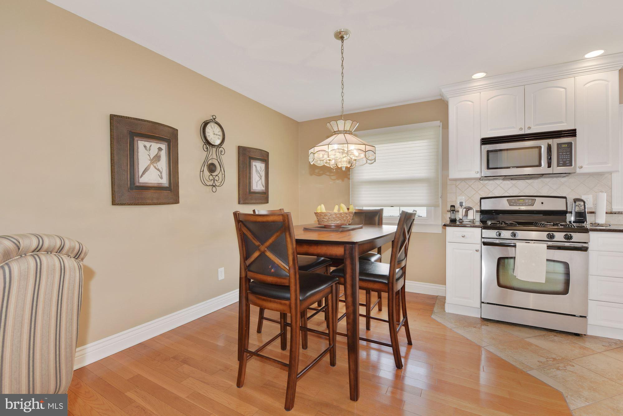 2403 Nassau Road Cinnaminson, NJ 08077 - Photo 9 of 33 Dining Room