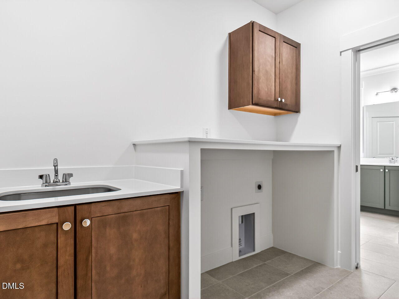 1544 Level Stream Road Wendell, NC 27591 - Photo 23 of 51 023-1280x960-laundry-room