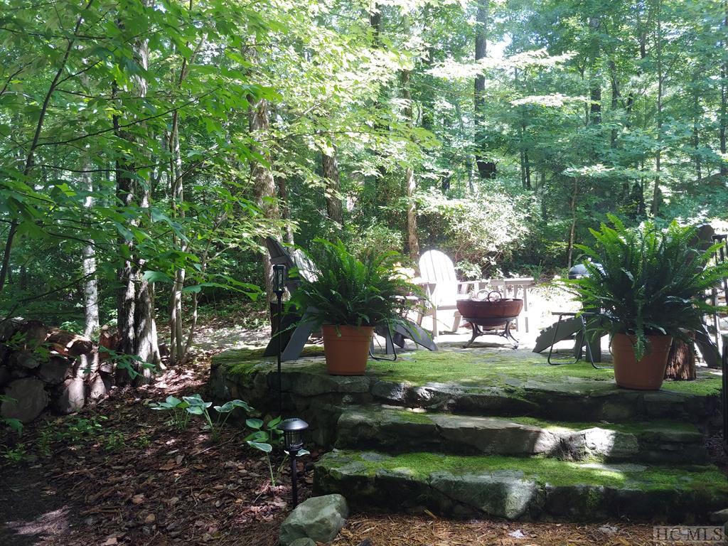 110 Eagle Ridge Road Sapphire, NC 28774 - Photo 28 of 30 Gallery Image 28