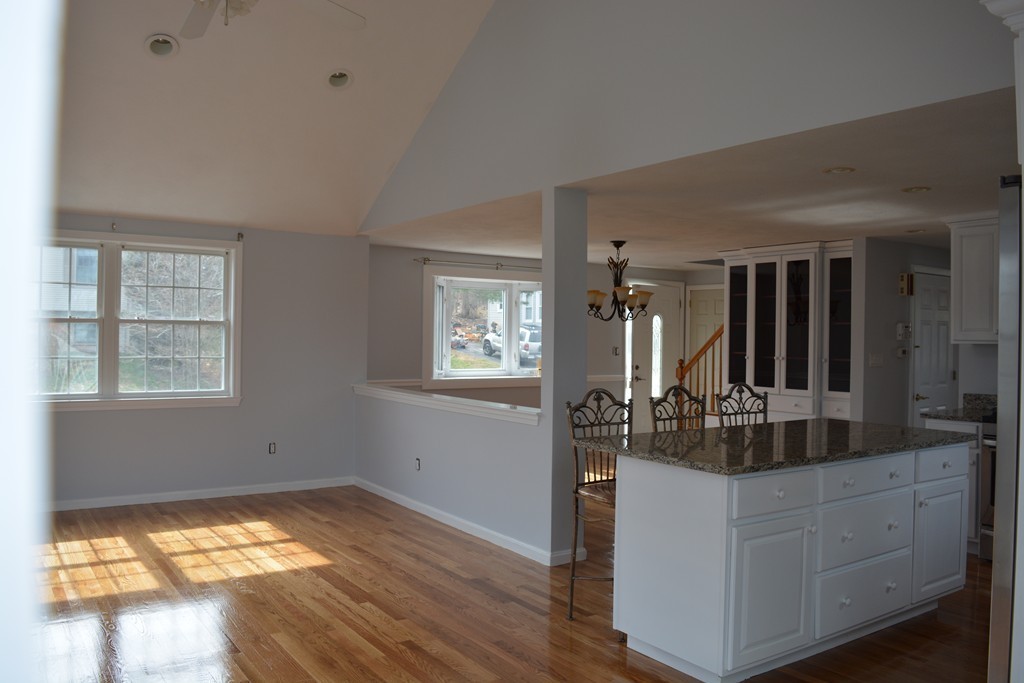8 Bayview Road Saugus, MA 01906 - Photo 7 of 28 Gallery Image 7