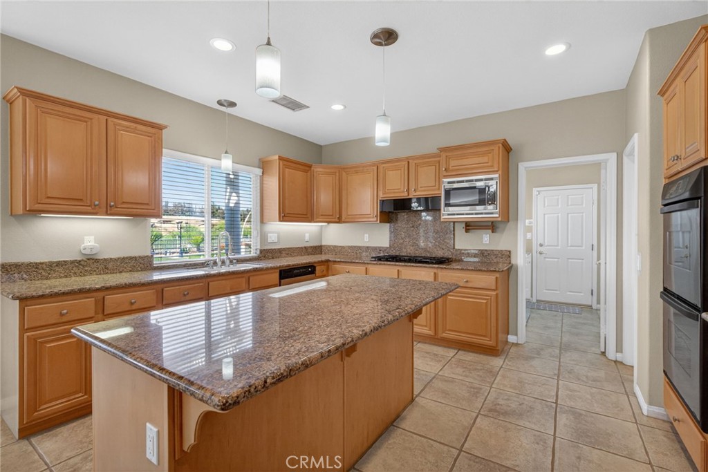 14427 Ashton Lane Riverside, CA 92508 - Photo 19 of 75