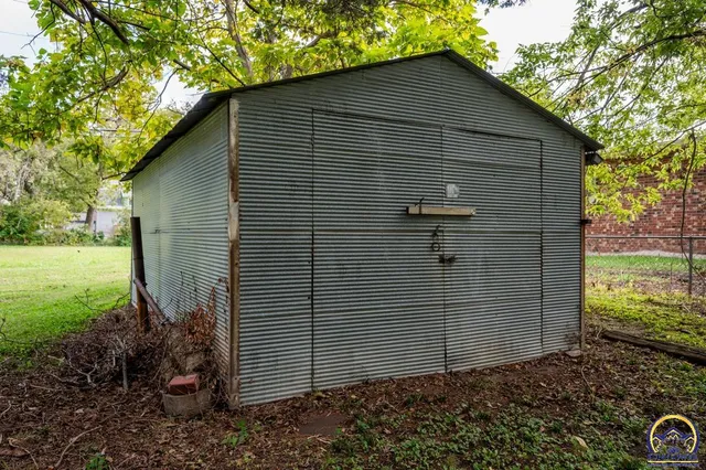 $219,000 | 520 South 6th Street, Osage City, KS 66523