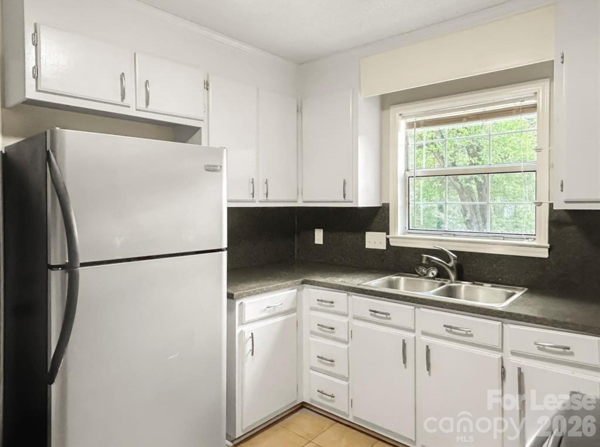 5933 Ruth Drive Charlotte, NC 28215 - Photo 10 of 18