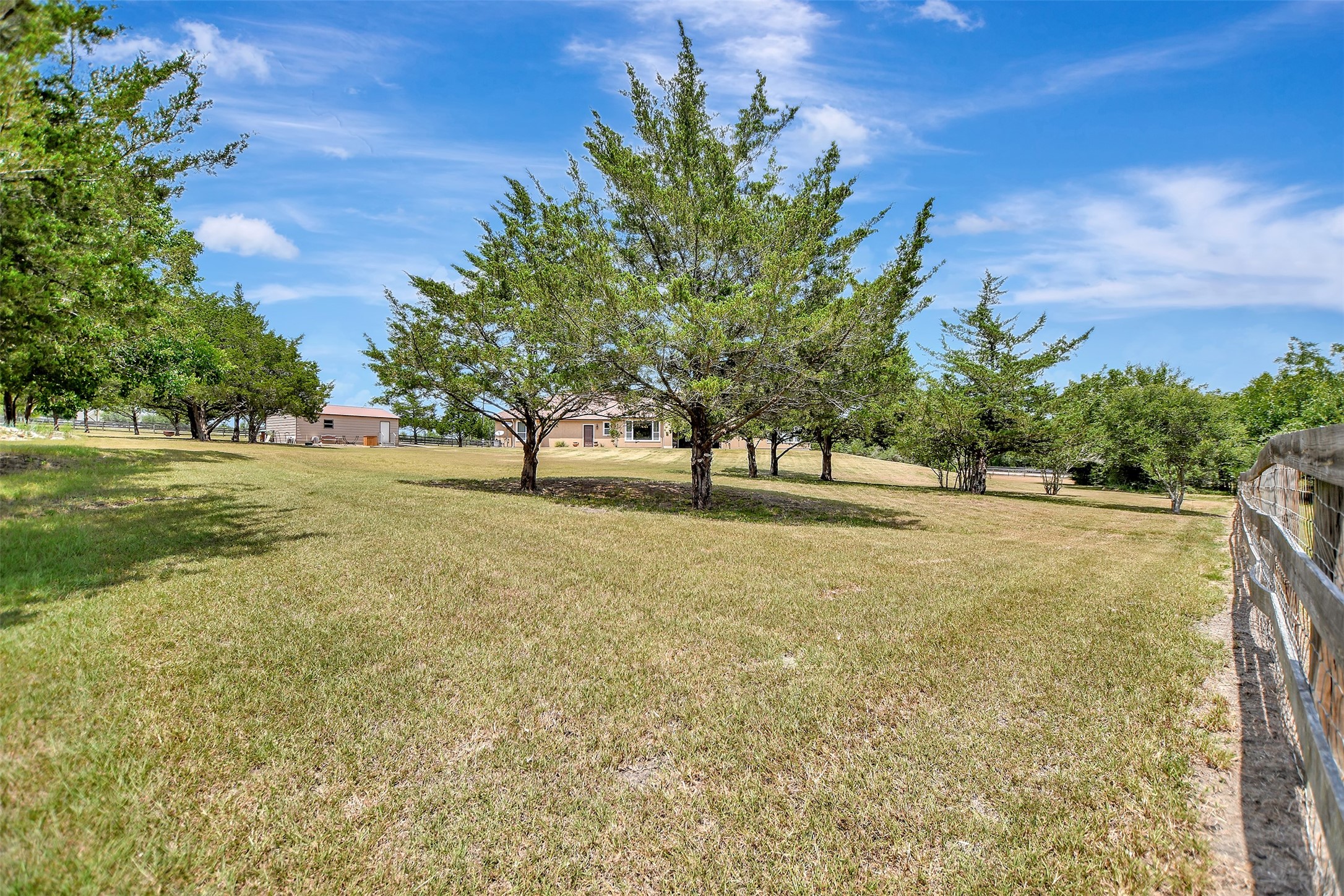 690 Meadow Bend Road Bellville, TX 77418 - Photo 47 of 50 Gallery Image 47