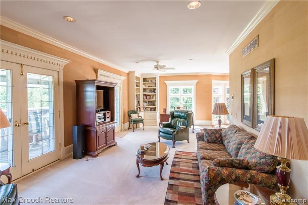 1855 Rathmor Road Bloomfield Hills, MI 48304 - Photo 37 of 49 Gallery Image 37