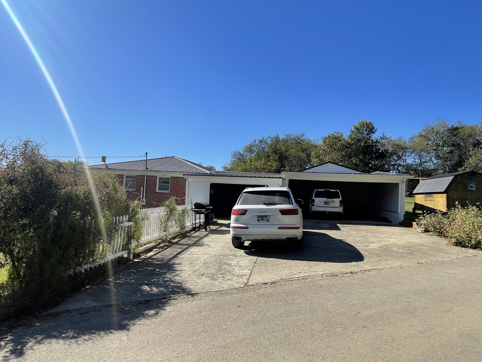 21 Cedar Lane Mulberry, TN 37359 - Photo 17 of 22 a car parked in front of house