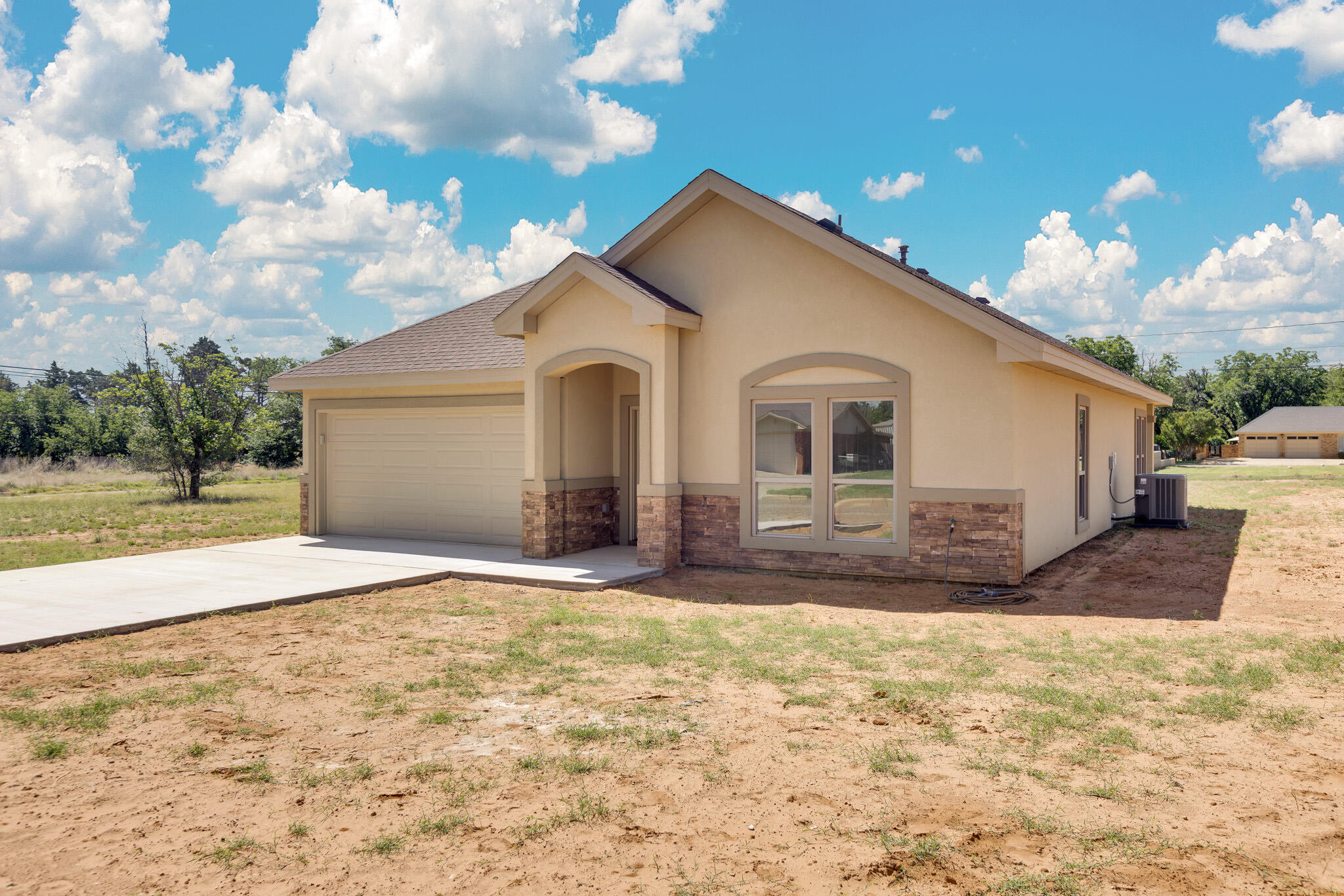 2203 South 1st Place Lamesa, TX 79331 - Photo 2 of 26 thestonesphotofilm.com - real estate pho