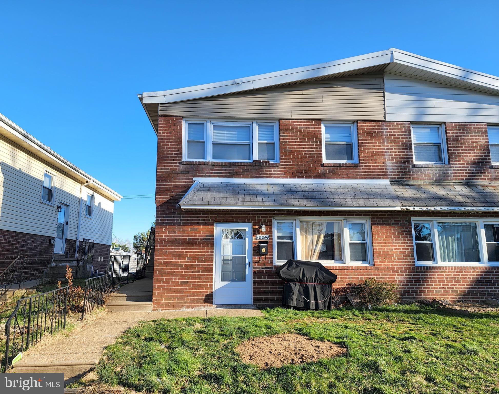 10019 Bridle Road Philadelphia, PA 19116 - Photo 1 of 27 Gallery Image 1