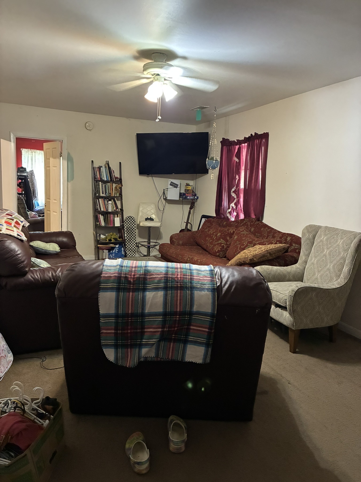 2765 Birdsong Road Camden, TN 38320 - Photo 7 of 18 a living room with furniture