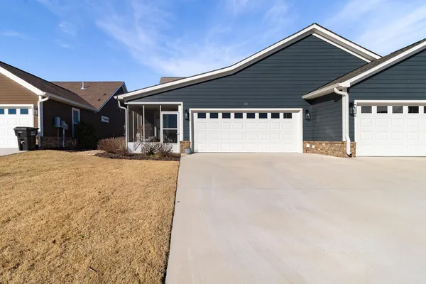 $349,900 | 279 Kempton Lane, Dalton, GA 30721