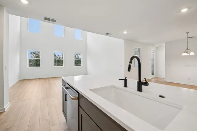 $999,990 | 17389 Honeybell Tangelo Court, Winter Garden, FL 34787