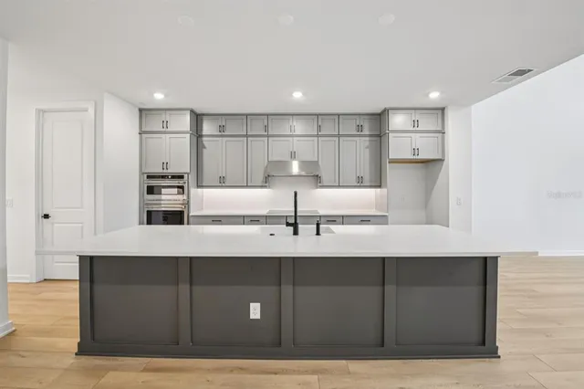 $999,990 | 17389 Honeybell Tangelo Court, Winter Garden, FL 34787