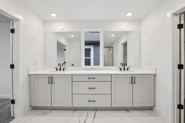 $999,990 | 17389 Honeybell Tangelo Court, Winter Garden, FL 34787