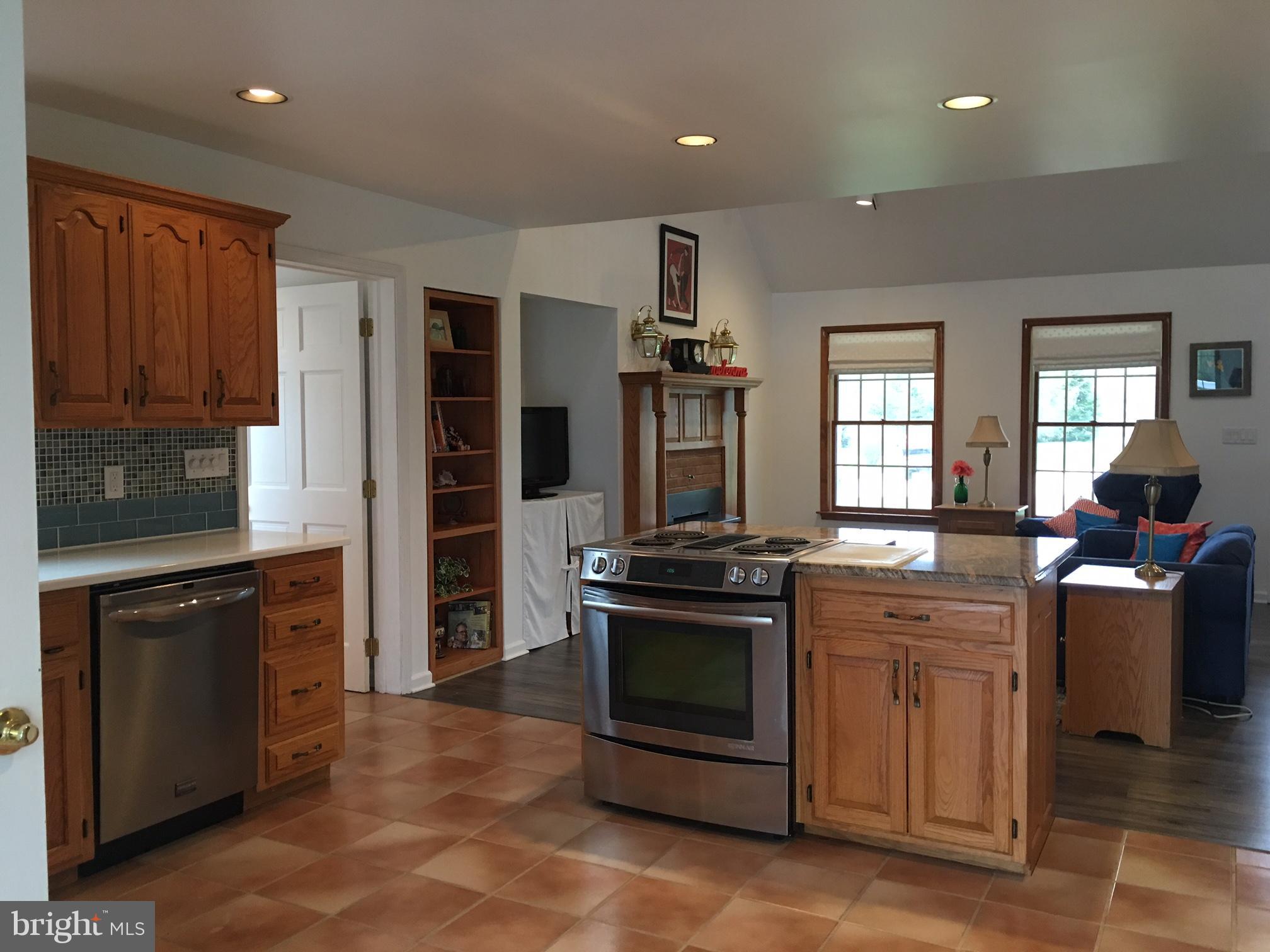 8029 Lofty Height Road Waynesboro, PA 17268 - Photo 9 of 30 interior view
