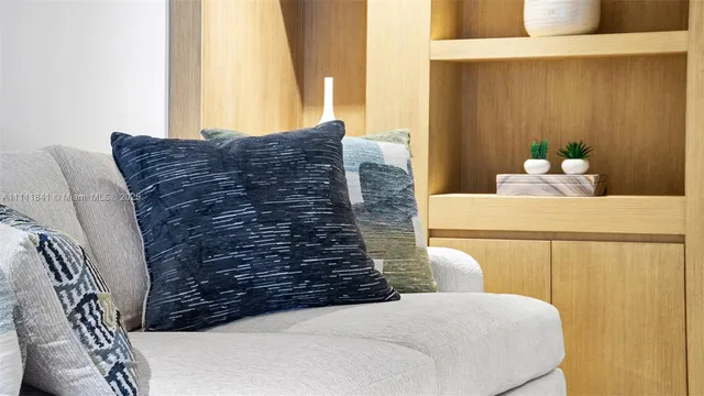 $50,000 | 102 24th Street, Unit 904, Miami Beach, FL 33139