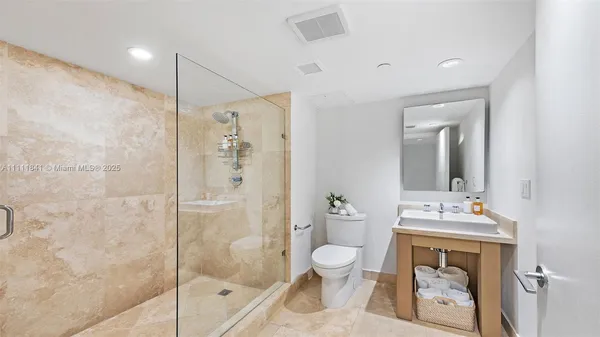 $50,000 | 102 24th Street, Unit 904, Miami Beach, FL 33139