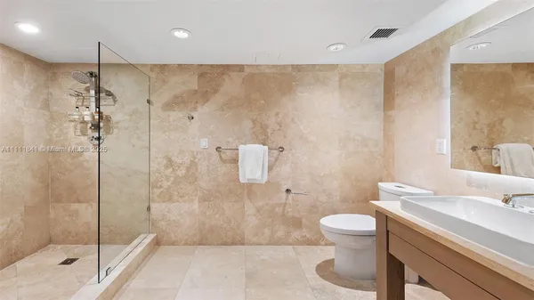 $50,000 | 102 24th Street, Unit 904, Miami Beach, FL 33139