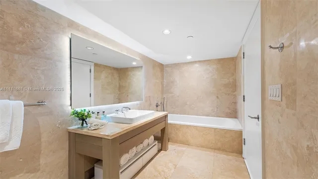 $50,000 | 102 24th Street, Unit 904, Miami Beach, FL 33139