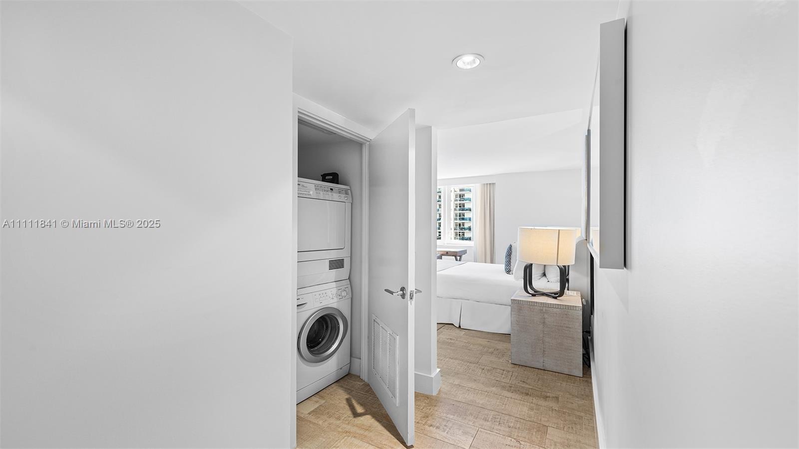 102 24th Street, Unit 904 Miami Beach, FL 33139 - Photo 34 of 39