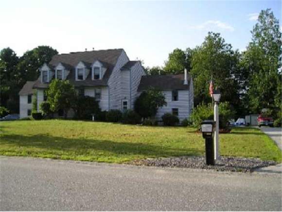 6 B Quincy Road, Unit 6 Londonderry, NH 03053 - Photo 1 of 1 Gallery Image 1