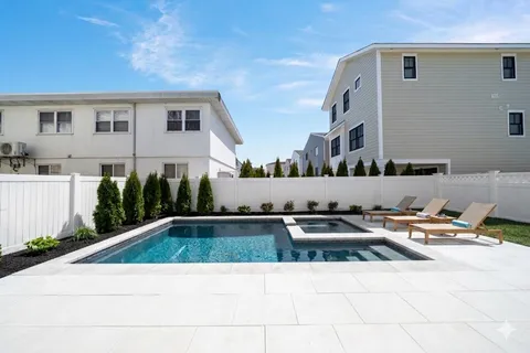 $2,999,000 | 911 Surf Avenue, North Wildwood, NJ 08260