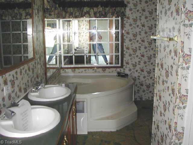 2985 Surratt Road Denton, NC 27239 - Photo 2 of 3 Other.