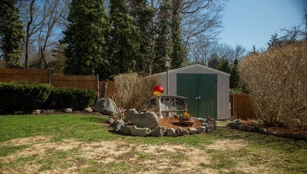 13 Brooks Road Gloucester, MA 01930 - Photo 16 of 27