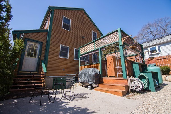 13 Brooks Road Gloucester, MA 01930 - Photo 19 of 27
