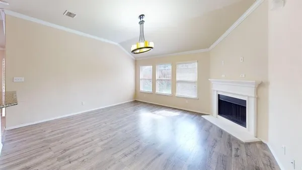 $2,195 | 5117 Texana Drive, Frisco, TX 75036