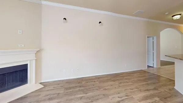 $2,195 | 5117 Texana Drive, Frisco, TX 75036