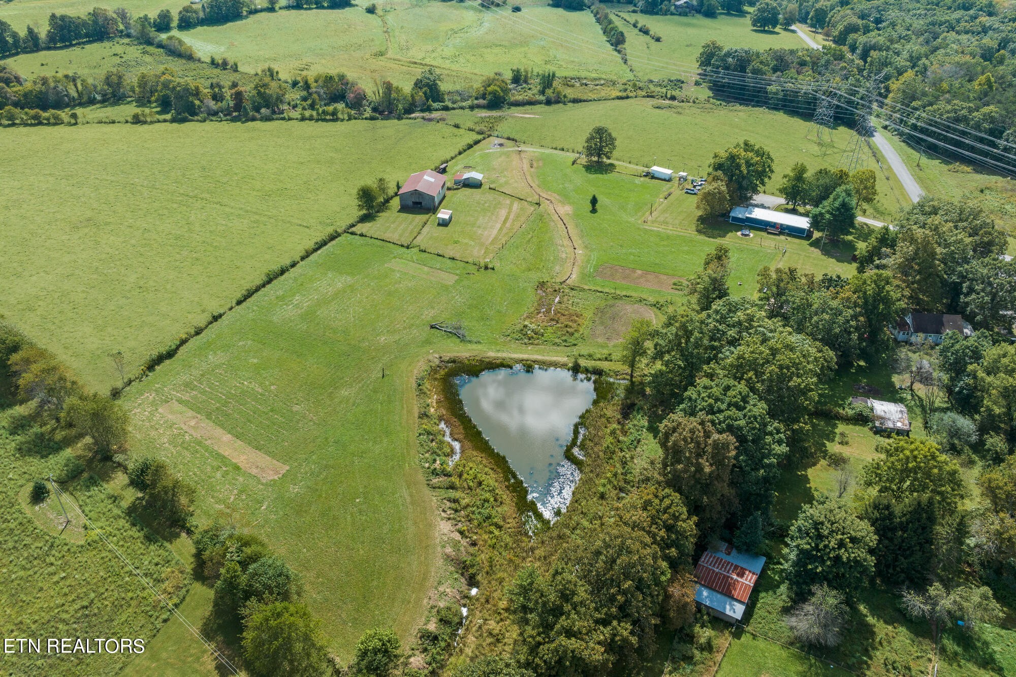 346 Fred Ford Road Crossville, TN 38571 - Photo 12 of 27 Gallery Image 12