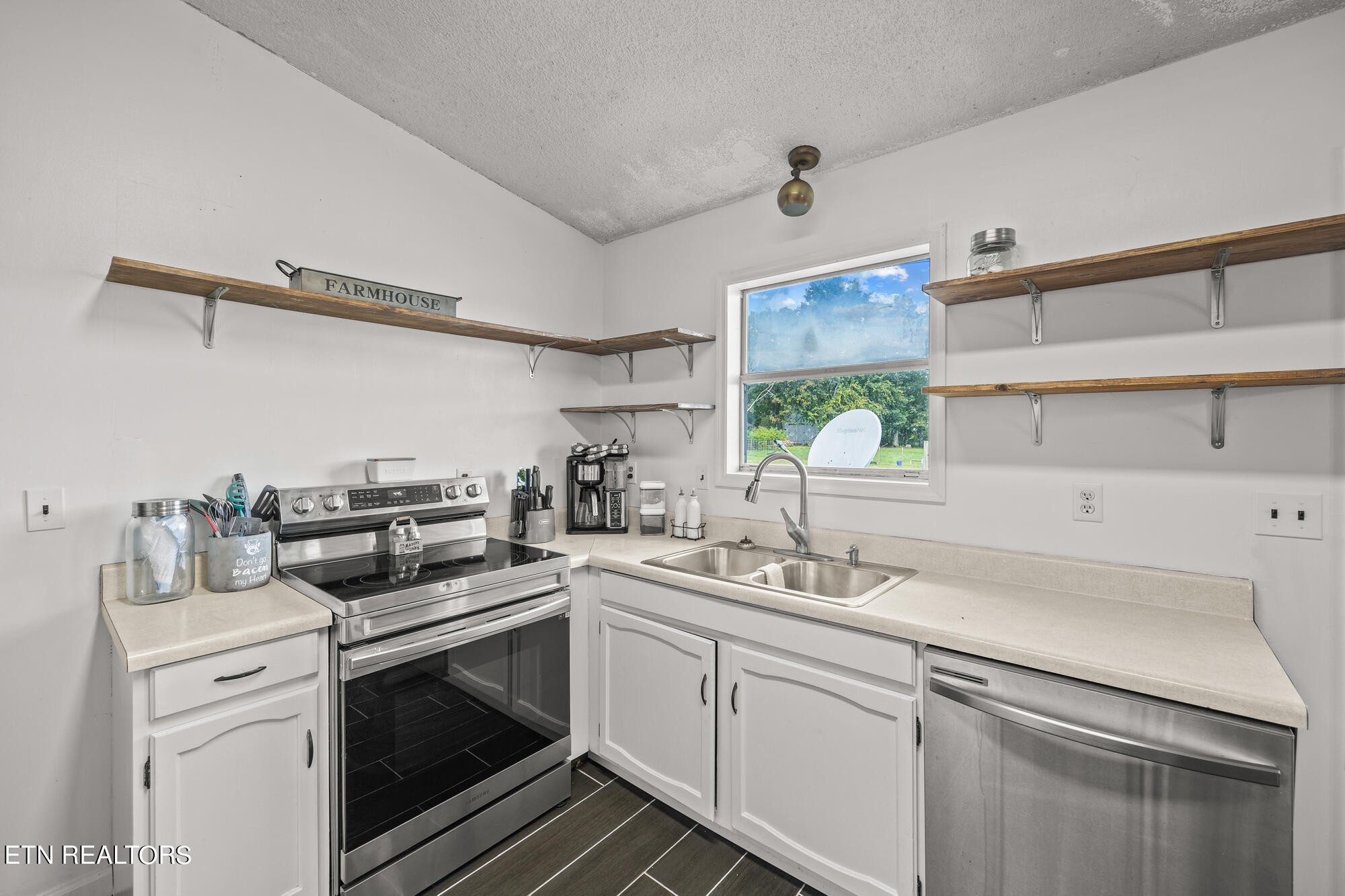 346 Fred Ford Road Crossville, TN 38571 - Photo 20 of 27 Gallery Image 20
