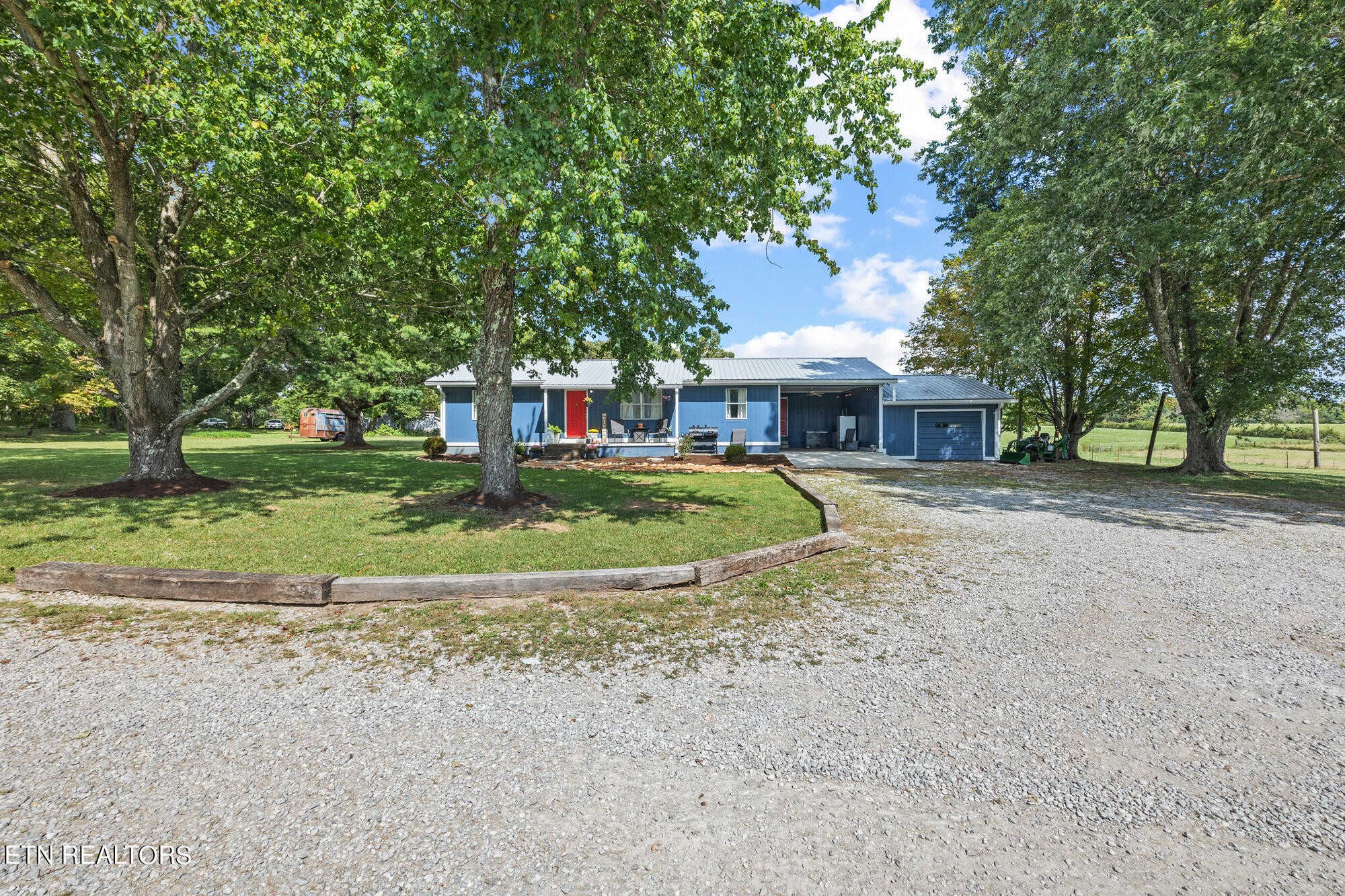 346 Fred Ford Road Crossville, TN 38571 - Photo 2 of 27 Gallery Image 2