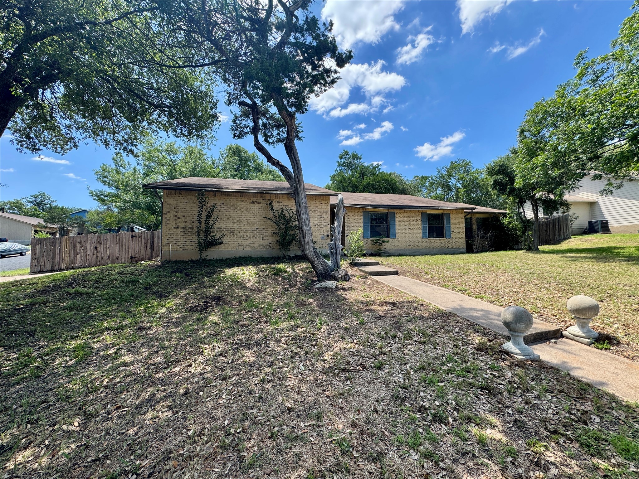 7206 Smokey Hill Road Austin, TX 78736 - Photo 2 of 27