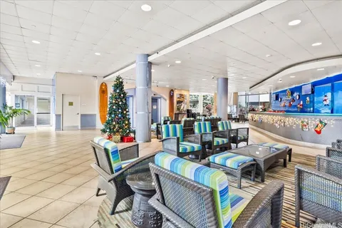 $285,000 | 444 Kānekapōlei Street, Unit 413, Honolulu, HI 96815