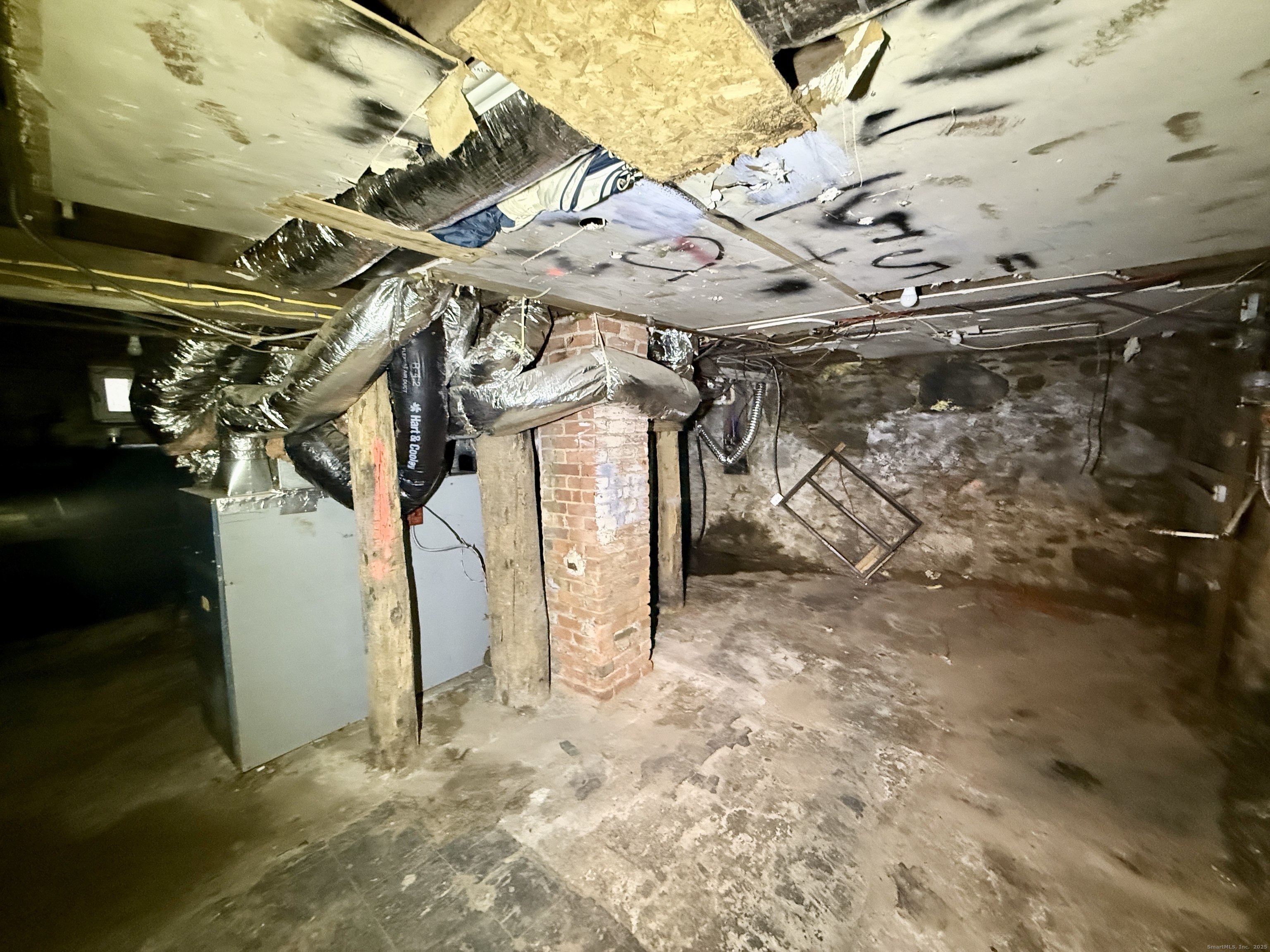 201 Prospect Street Ansonia, CT 06401 - Photo 27 of 28 a view of a garage