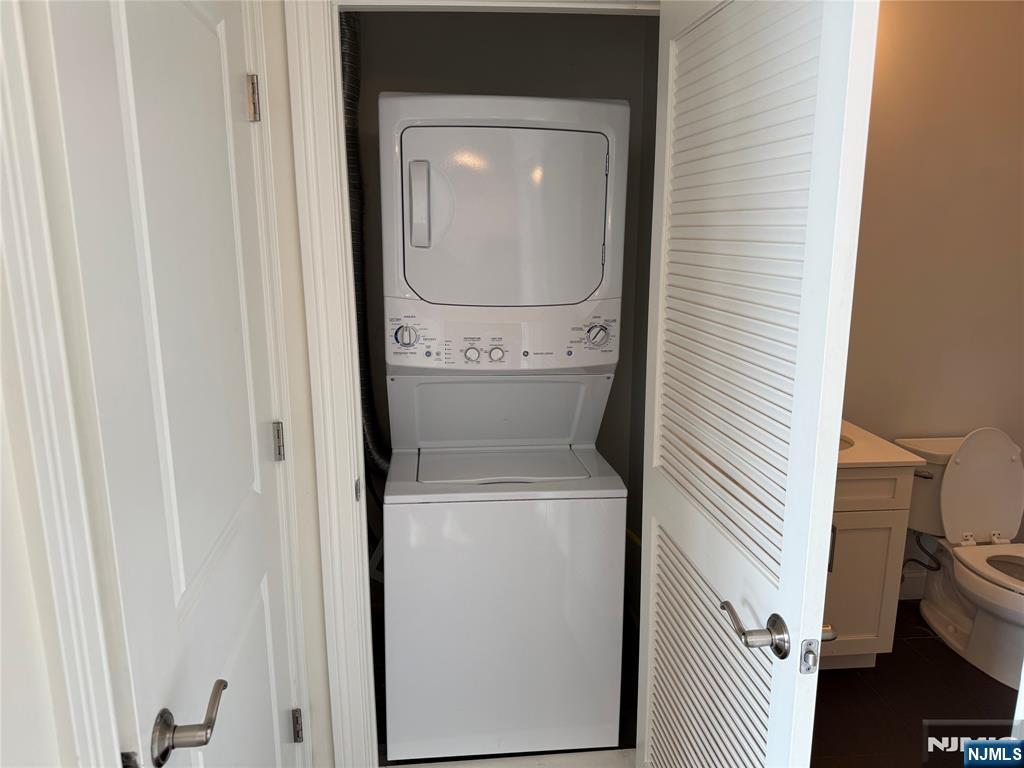 2001 Hudson Terrace, Unit 602 Fort Lee, NJ 07024 - Photo 11 of 16