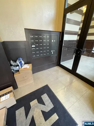 $2,825 | 2001 Hudson Terrace, Unit 602, Fort Lee, NJ 07024