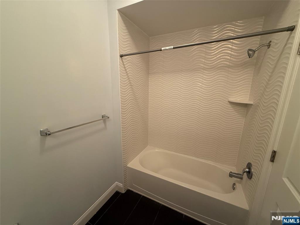 2001 Hudson Terrace, Unit 602 Fort Lee, NJ 07024 - Photo 10 of 16