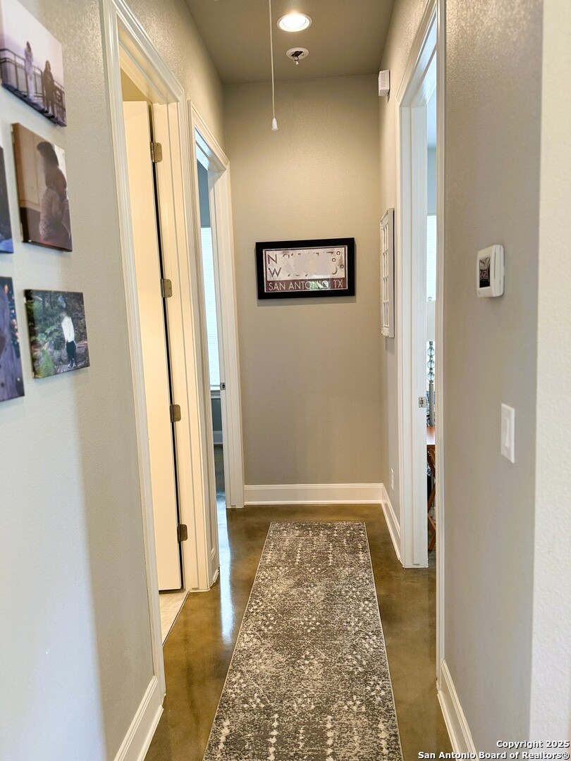 186 Lakeview Road Lakehills, TX 78063 - Photo 15 of 26