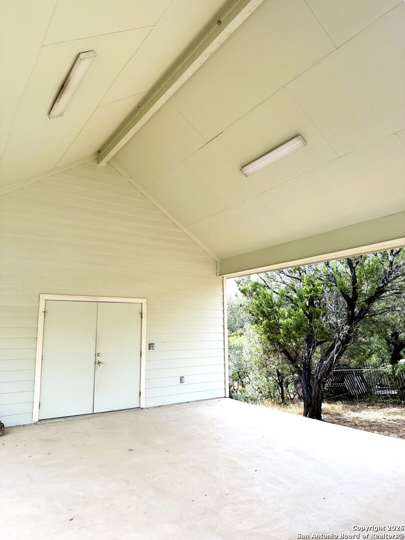 186 Lakeview Road Lakehills, TX 78063 - Photo 22 of 26